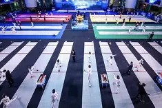 爱游戏新版 - 击剑赛场再起风云：钱塘风暴队险胜川蜀烈马队，赛场气氛火爆锋线火力回暖