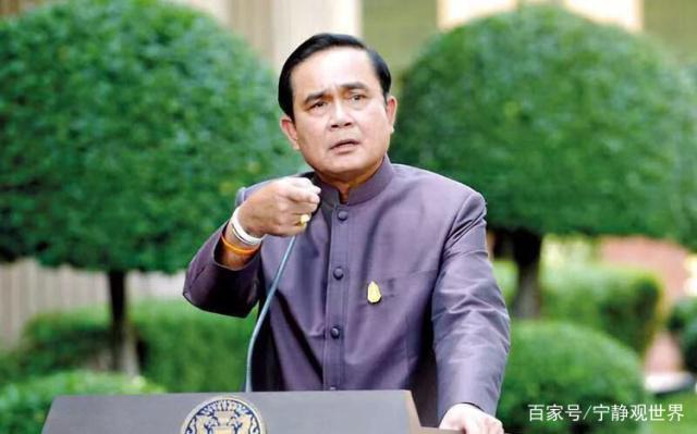 包含奥兰多魔术迎西甲关键赛；训练课后再遭质疑；赛场秩序良好；球队文化被再次提及的词条