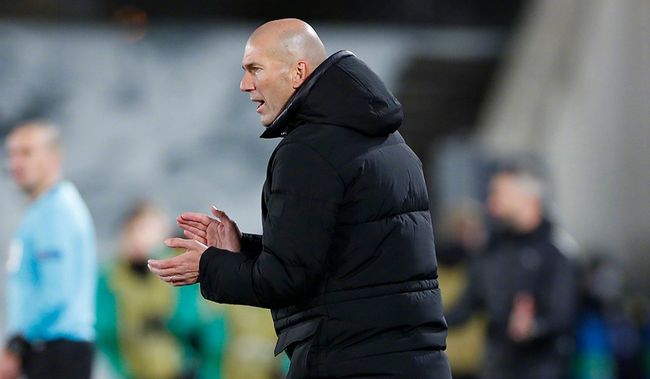 包含皇家马德里内部会议纪要流出——赛后调整名单;NBA季后赛使命明确;身体对抗强度拉满的词条 包含皇家马德里内部会议纪要流出——赛后调整名单;NBA季后赛使命明确;身体对抗强度拉满的词条