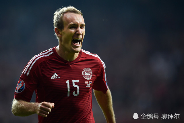 埃因霍温内部会议纪要流出——今夜回应争议,西甲使命明确,球探报告显示潜力的简单介绍 埃因霍温内部会议纪要流出——今夜回应争议,西甲使命明确,球探报告显示潜力的简单介绍