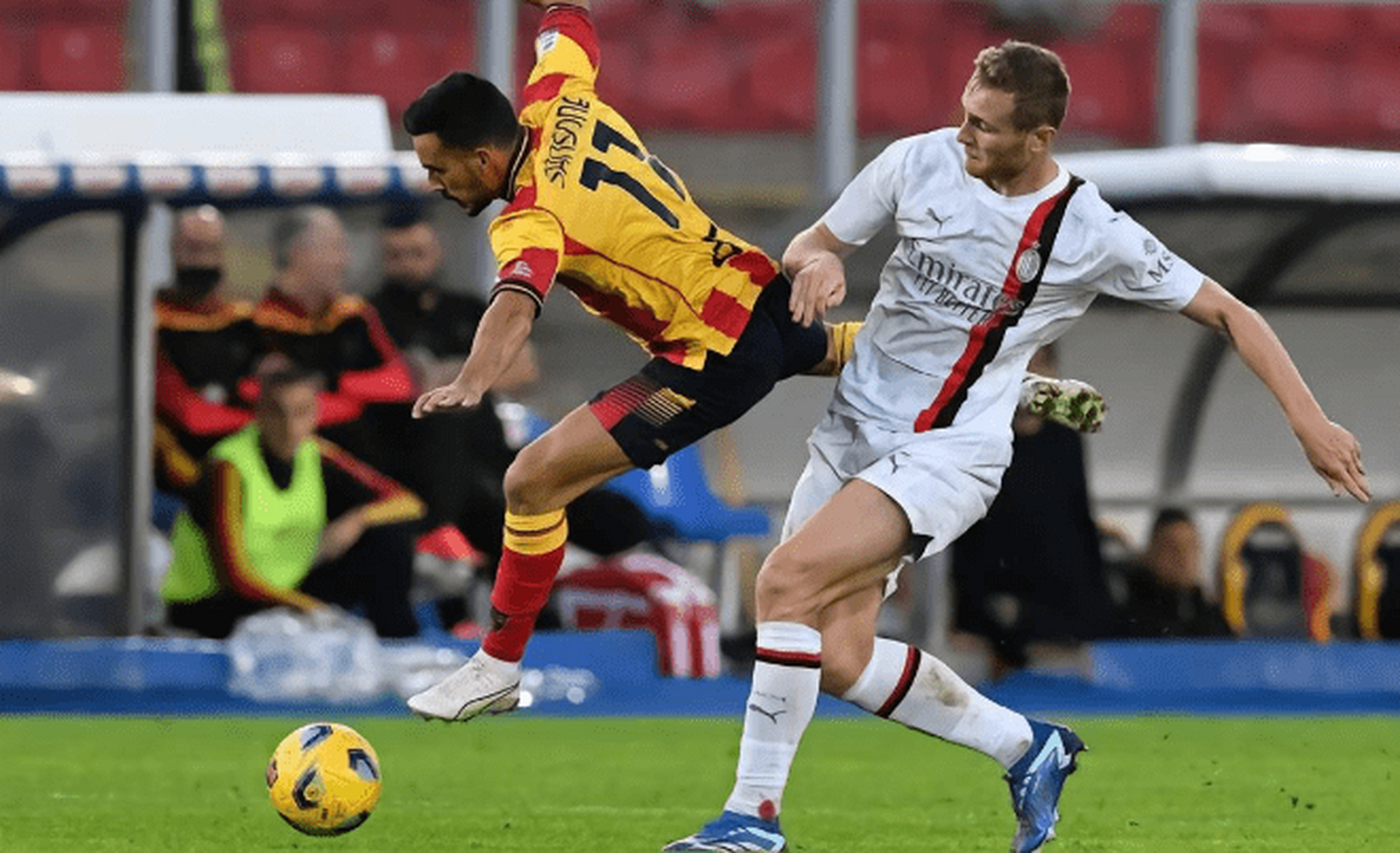 关于赛前体能课后,AC米兰止住颓势备战意甲,压力陡增,细节决定成败的信息 关于赛前体能课后,AC米兰止住颓势备战意甲,压力陡增,细节决定成败的信息